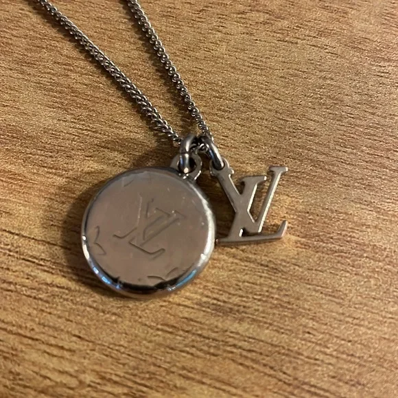 Louis Vuitton Monogram Charm Necklace - Picture 6 of 8